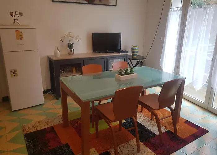 Les Pieds Dans L'eau Apartamento Avene